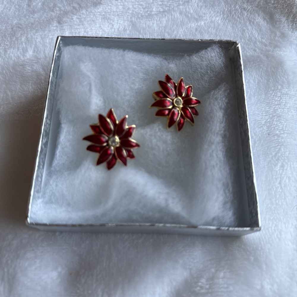 Vintage Red Enamel Poinsettia Clip-On Earrings Rhinestone Center Xmas Jewelry